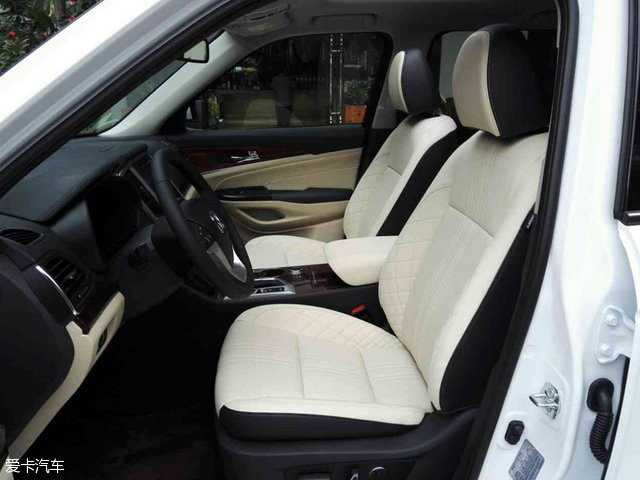 长安CS95量产版亮相 将明年一季度上市