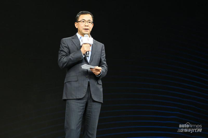rongwei 1.jpg