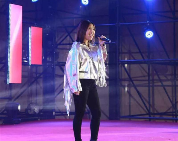中国好声音选手,知名歌手崔兰花倾情演唱