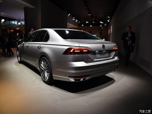 上汽大众 辉昂 2016款 480TSI 四驱旗舰版