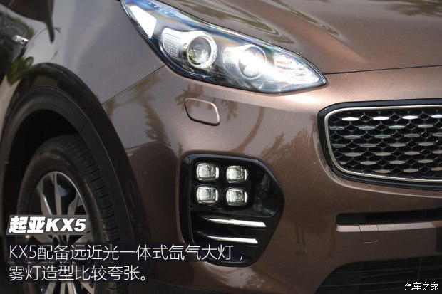 北京现代 途胜 2015款 1.6T 双离合四驱旗舰型