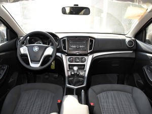 启辰T70 2015款 2.0L 手动睿趣版