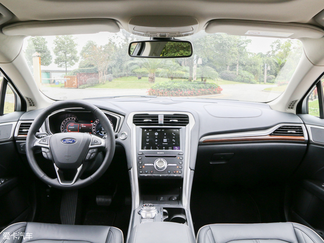 长安福特2017款新蒙迪欧