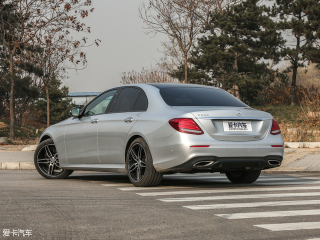 北京奔驰2017款奔驰E级