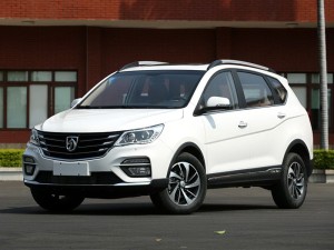 上汽通用五菱 宝骏560 2017款 律动版 1.5T 手动尊享型